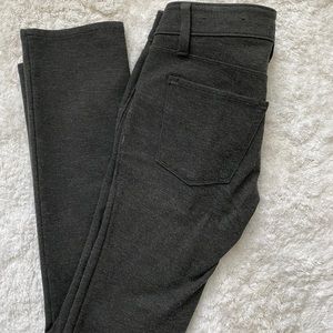 Ann Taylor skinny/straight leg ponte pant